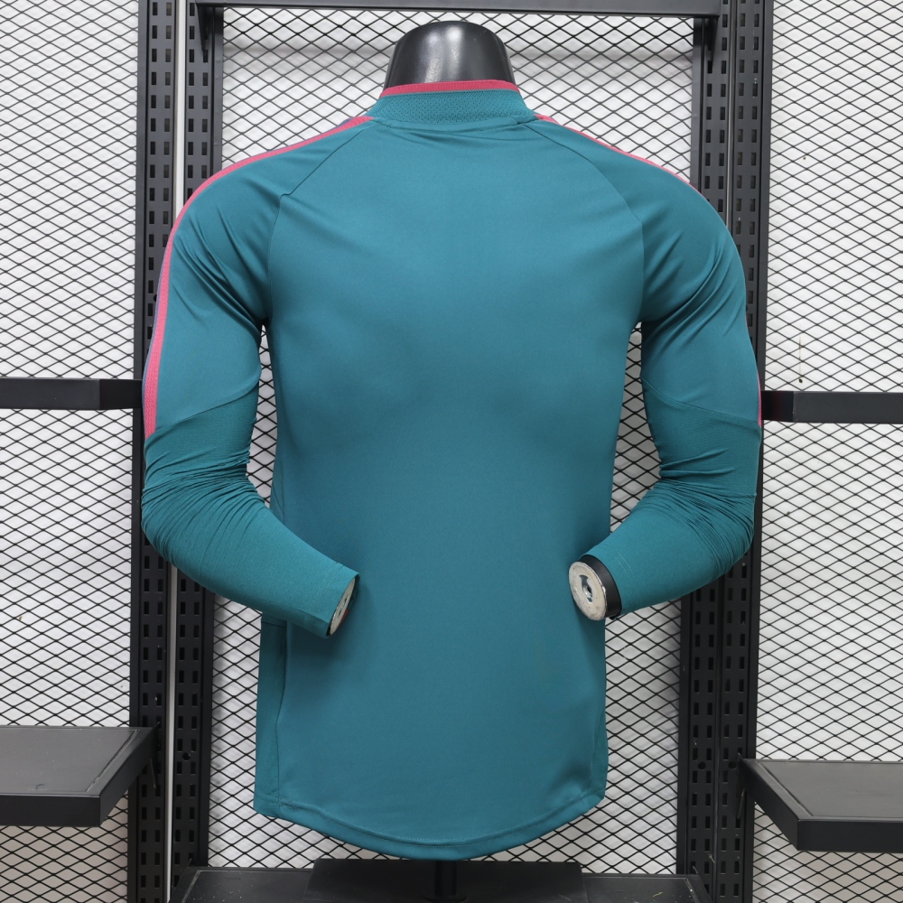 26-27 Real Madrid player edition long sleeves training suit top（26-27皇马绿色半拉训练服球员版单上衣）