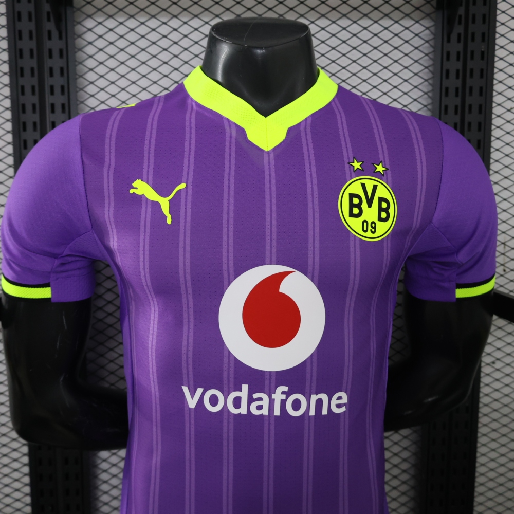 26--27  Dortmund two away Player version（26-27多特蒙德二客球员版）