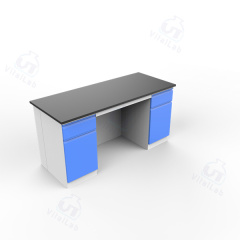 مقعد مختبر قائم على الأرض