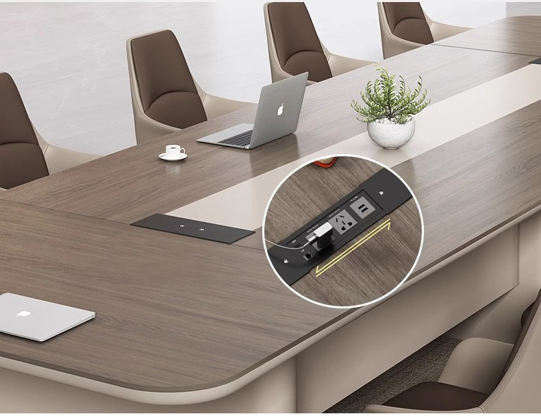 Mesa de conferencias del jefe