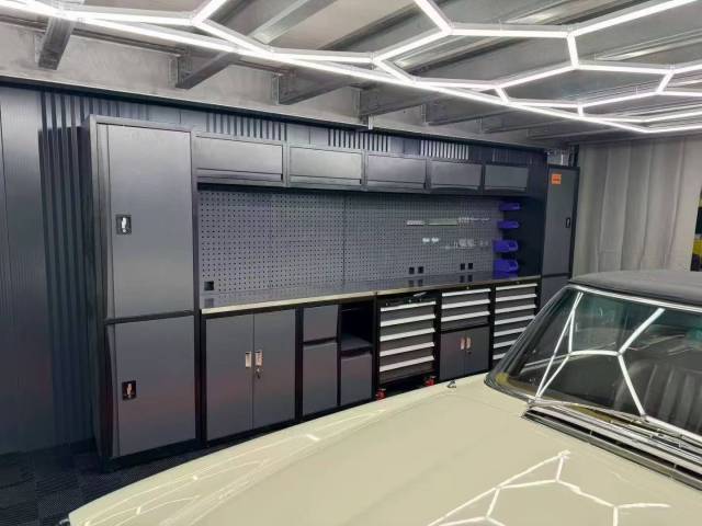 Heavy-Duty Multifunctional Metal Tool Cabinet with Wheels for Home Garage Workshop Repair Shop Parts Storage