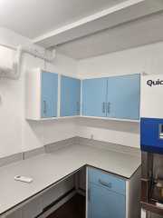 Pharmacy Laboratory Modern Metal Lab Table with Cabinet Storage Laboratory Workbench