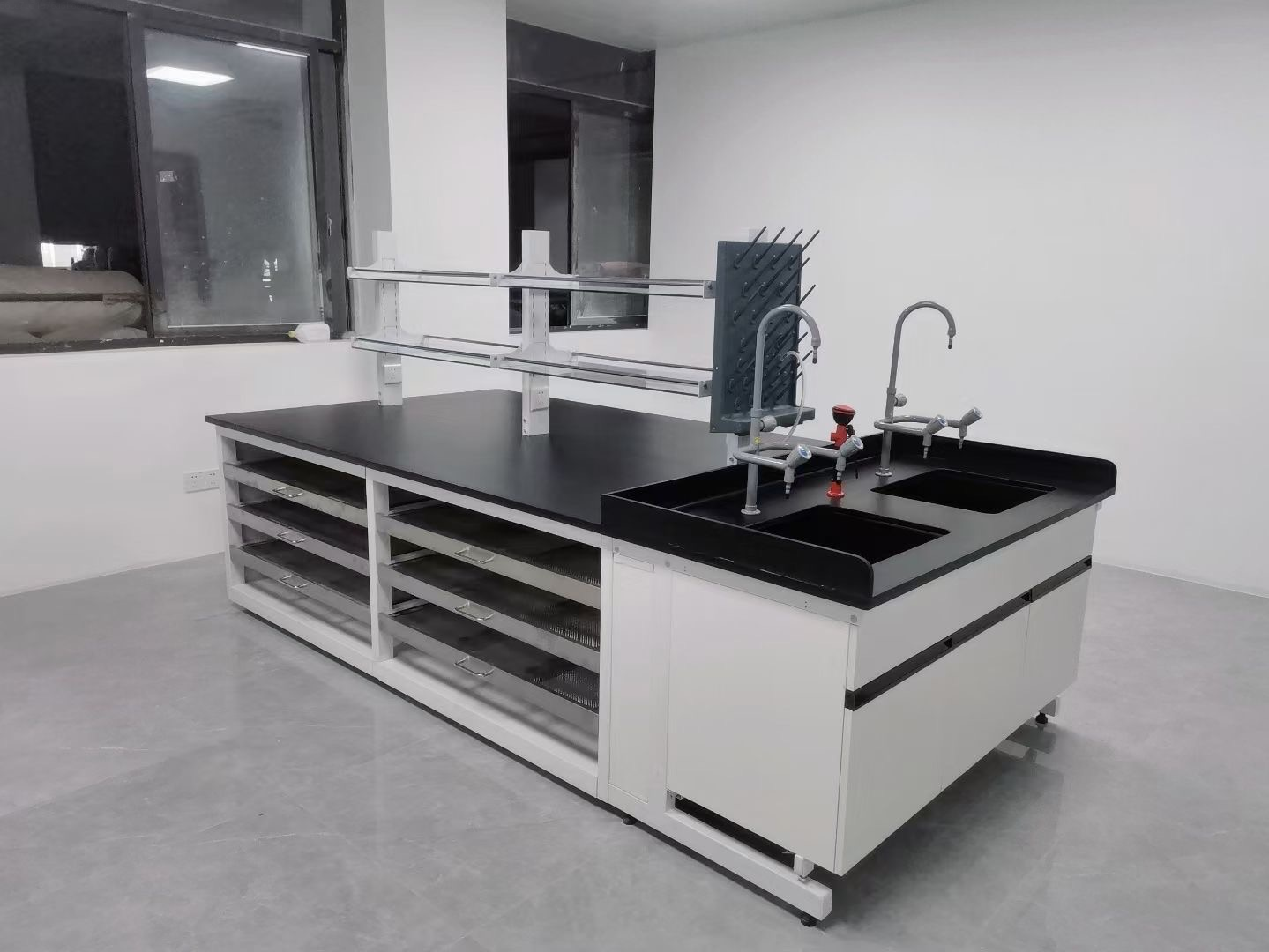 New Design Food Laboratory Island Bench with Tools Drawer Floor Mounted Water Proof Lab Cabinet for Factory Use