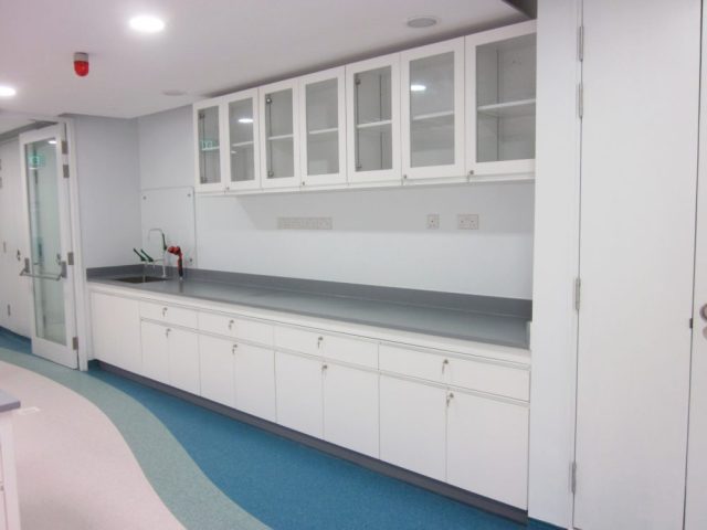 American Style Wall Bench Modern Lab Workstation with Upper Cupboard