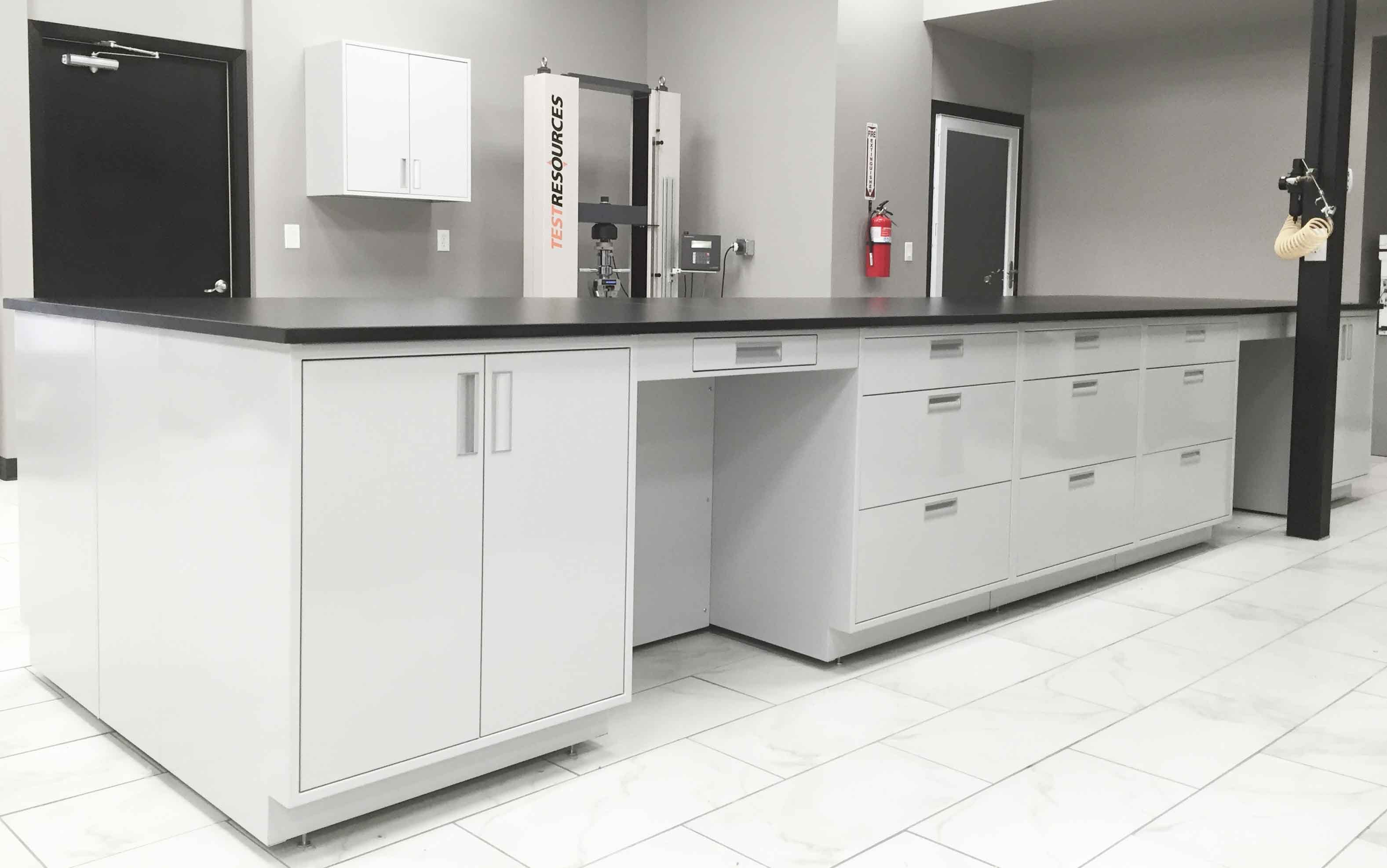 American Style Wall Bench Modern Lab Workstation with Upper Cupboard
