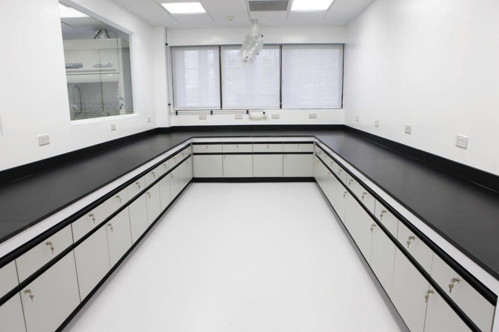 University Physical Lab Wall Bench Electric Work Table with Metal Storage Cabinet and 4 Drawers for Chemical Laboratory