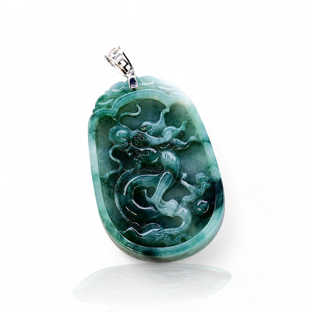 Masterpiece jade pendant 008