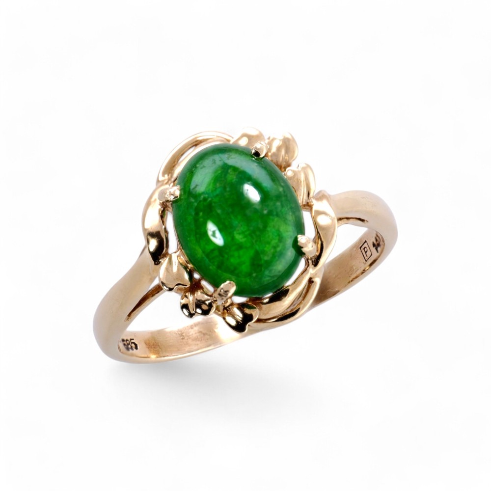 Imperial Green Jade Ring 083