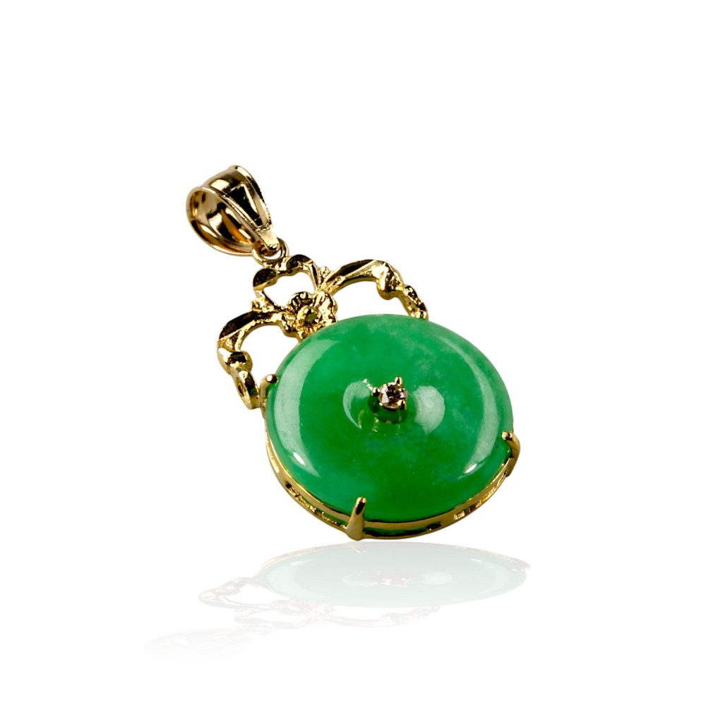 Green Jade Pendant 038