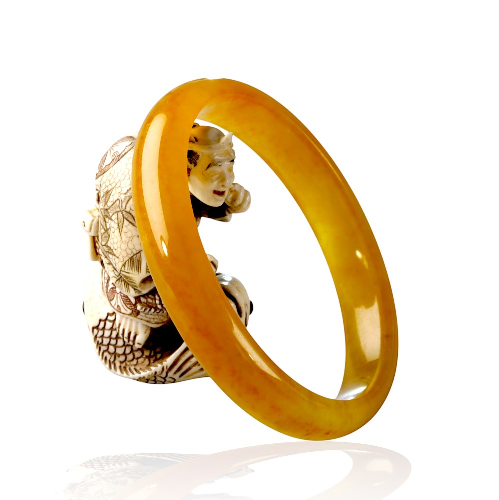 Yellow Jade Bangle 08