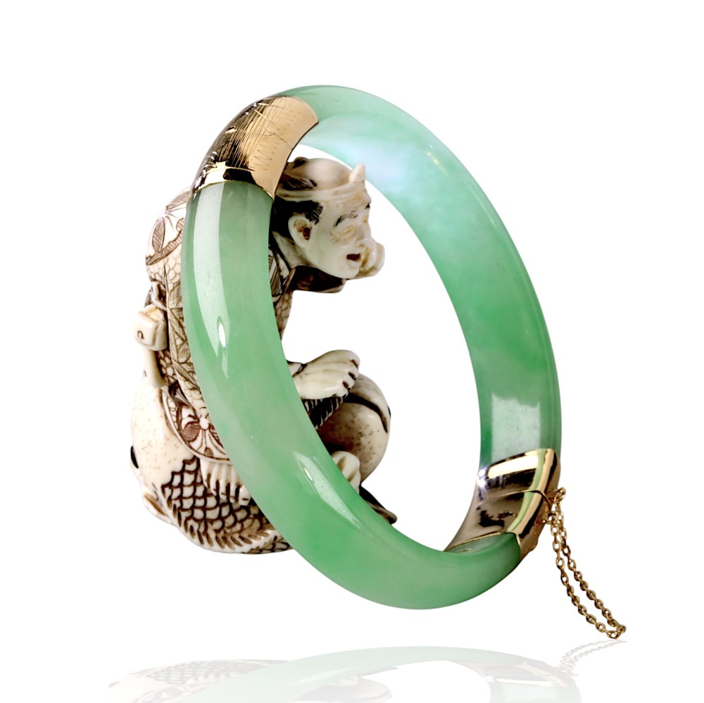 Gold Jade Bangle