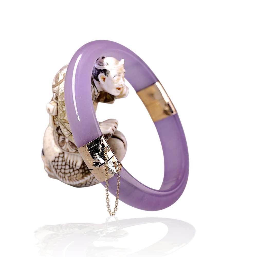 Gold Jade Bangle