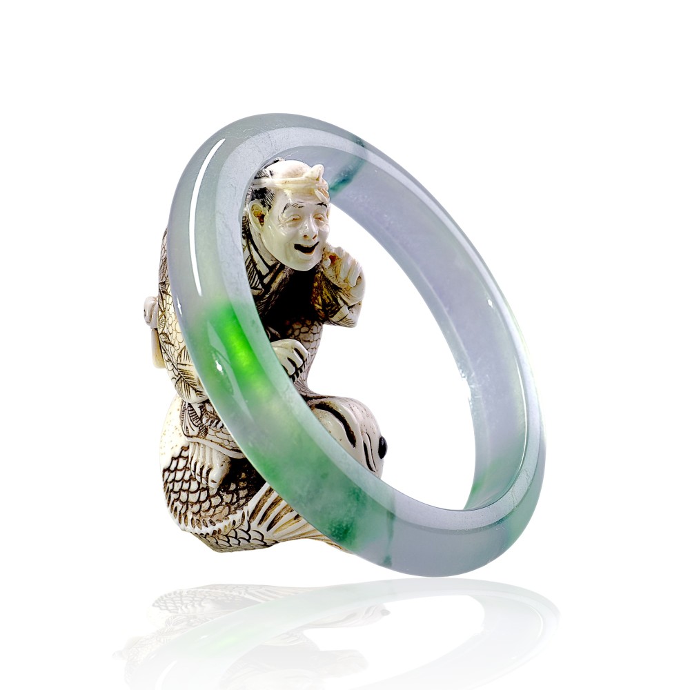 Solid Imperial Green Jade Bangle