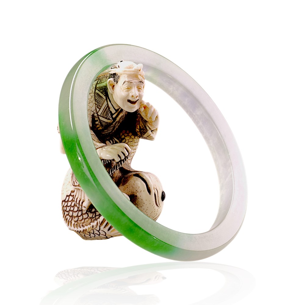 Solid Imperial Green Jade Bangle
