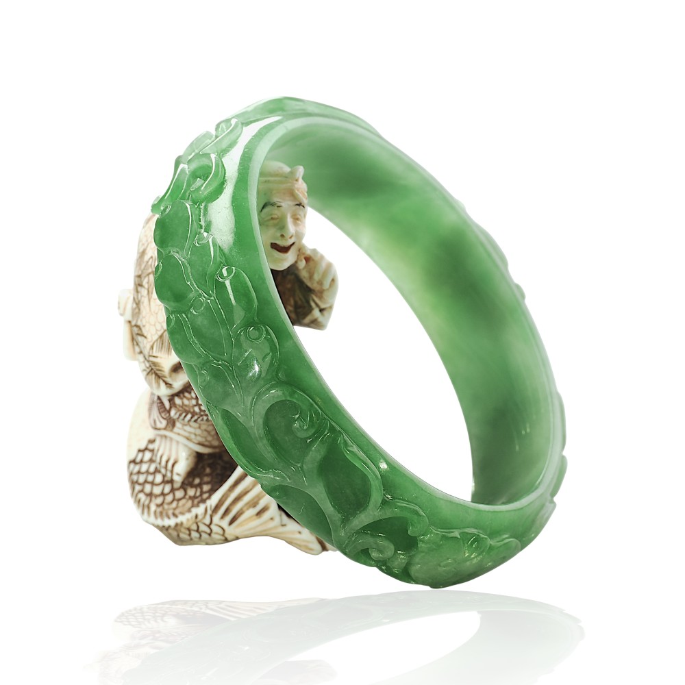 Carved Solid Green Jade Bangle