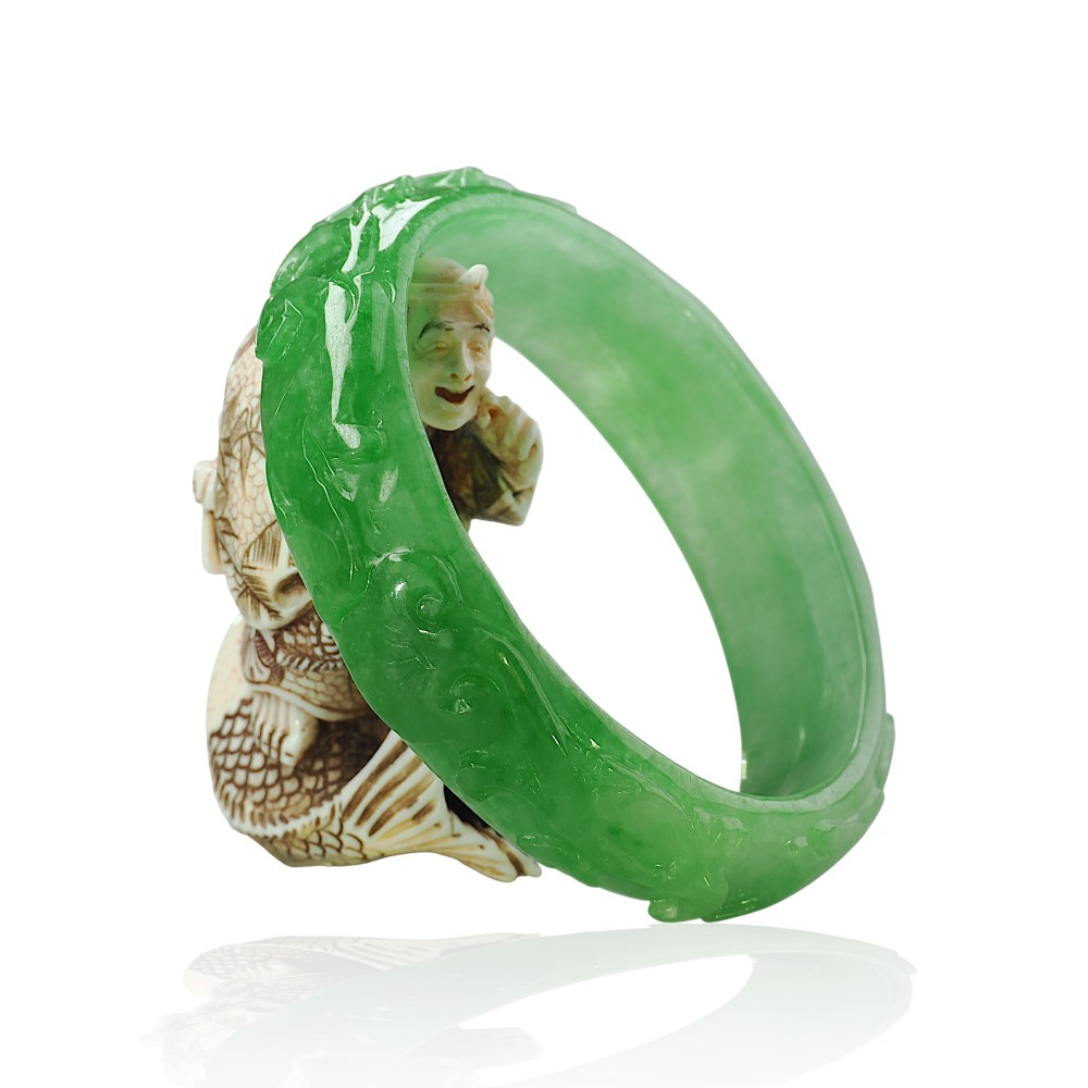 Carved Solid Green Jade Bangle