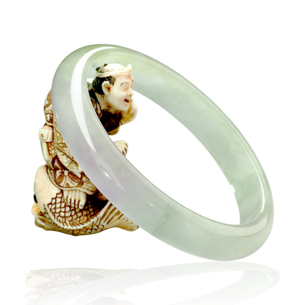 Solid Green Jade Bangle with Inner Diameter 60 to 80 mm