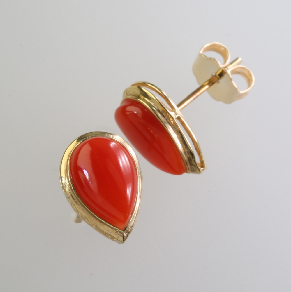 Solid 14K Gold Coral Earrings