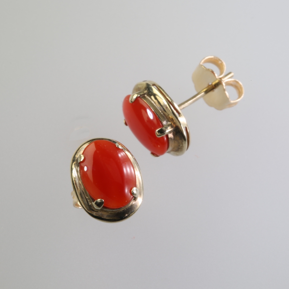 Solid 14K Gold Coral Earrings