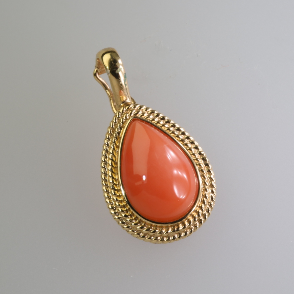 Solid 14K Gold Coral Pendant