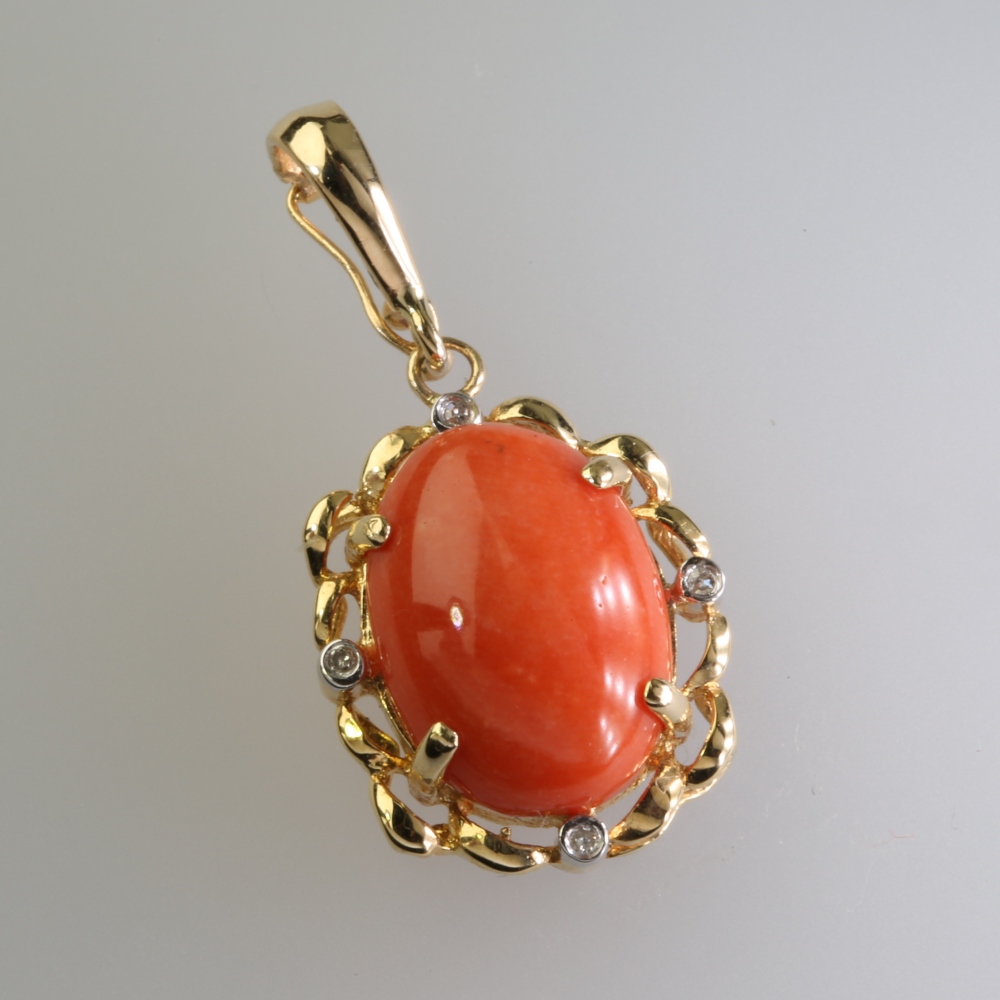 Solid 14K Gold Coral Pendant