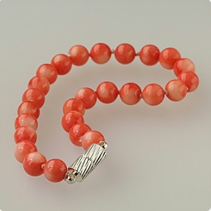 Solid 14K Gold Coral Bracelet