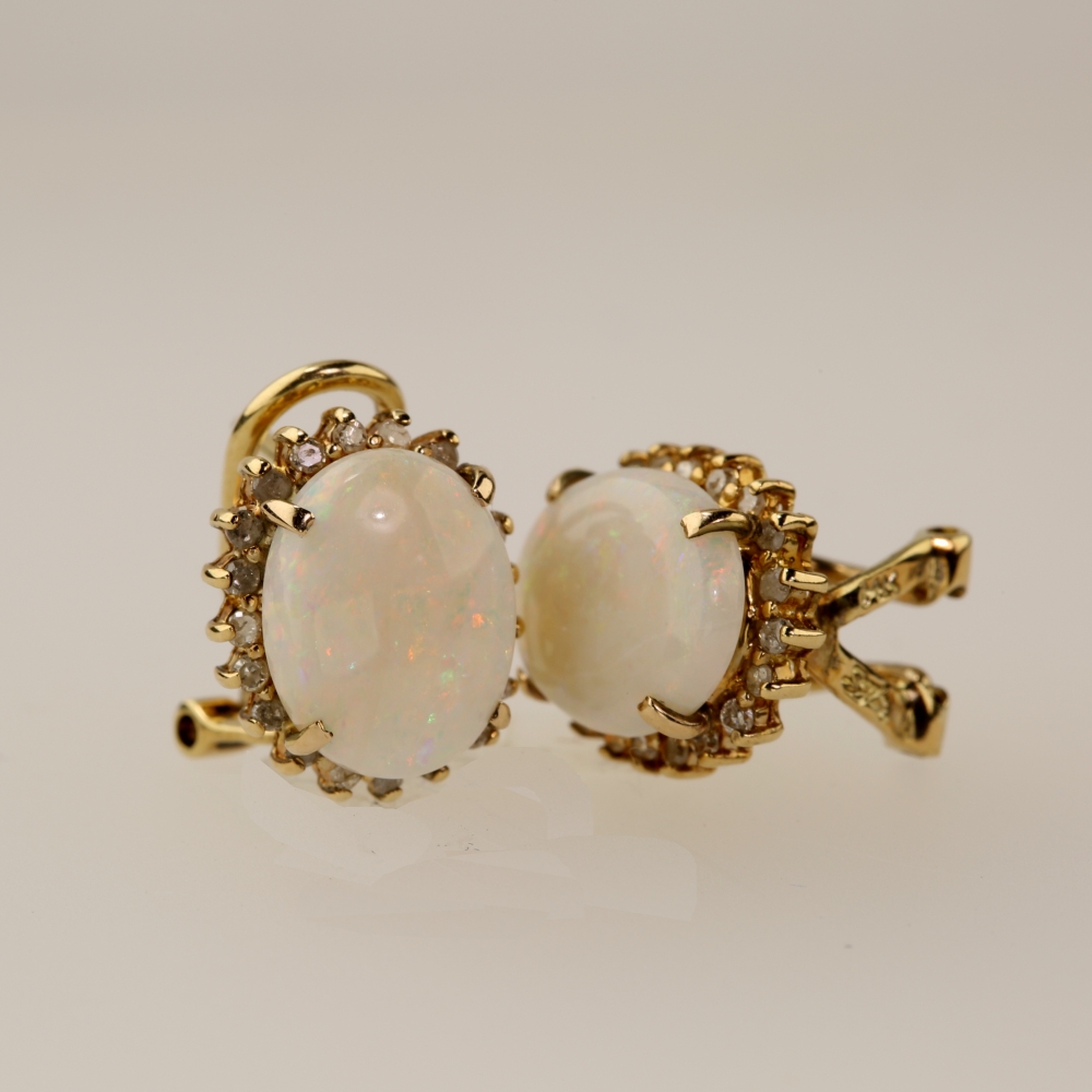 14K Gold Fire Opal Earrings