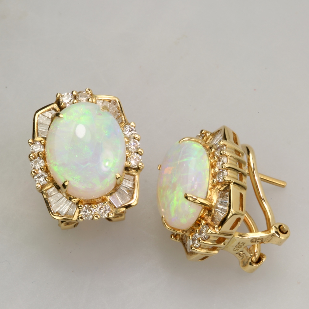 14K Gold Fire Opal Earrings