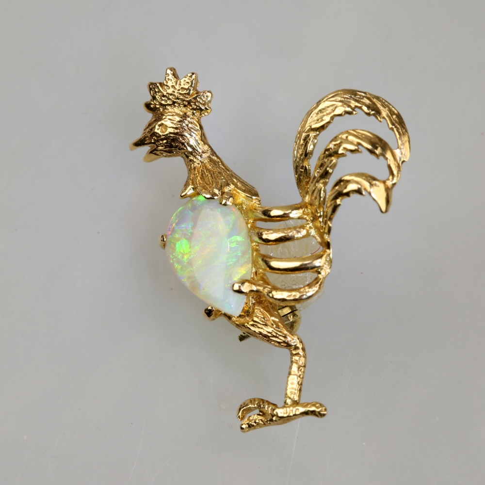 14K Gold Fire Opal Pendant