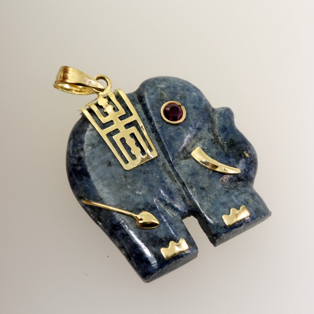 14K Gold Blue Lapis Pendant