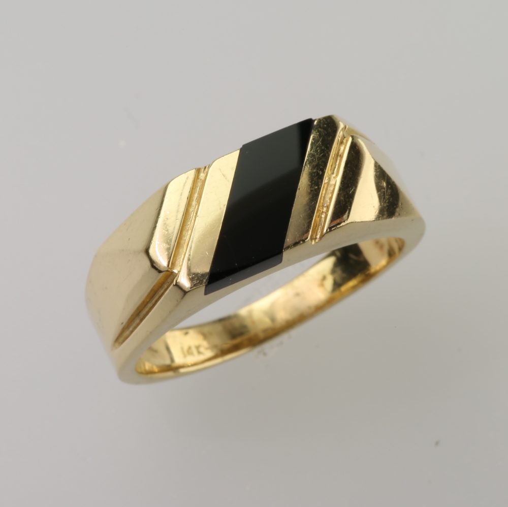 Solid 14K Gold Black Onyx Ring