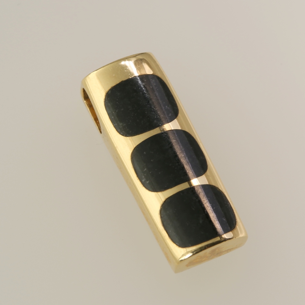 14K Gold Black Onyx Pendant