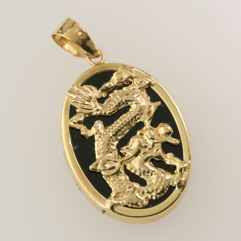 14K Gold Black Onyx Pendant