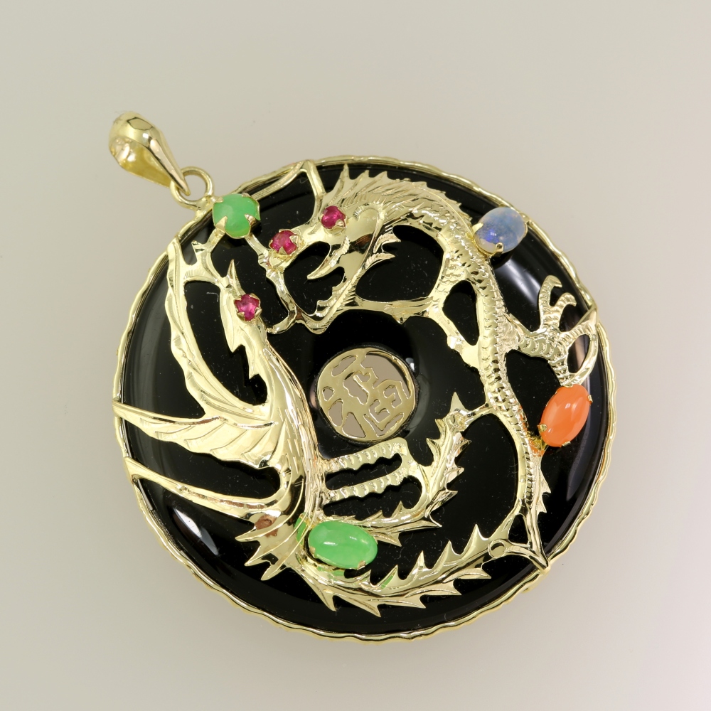 14K Gold Black Onyx Pendant