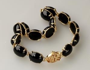 Solid 14K Gold Black Onyx Brecelet