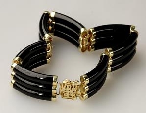 Solid 14K Gold Black Onyx Brecelet
