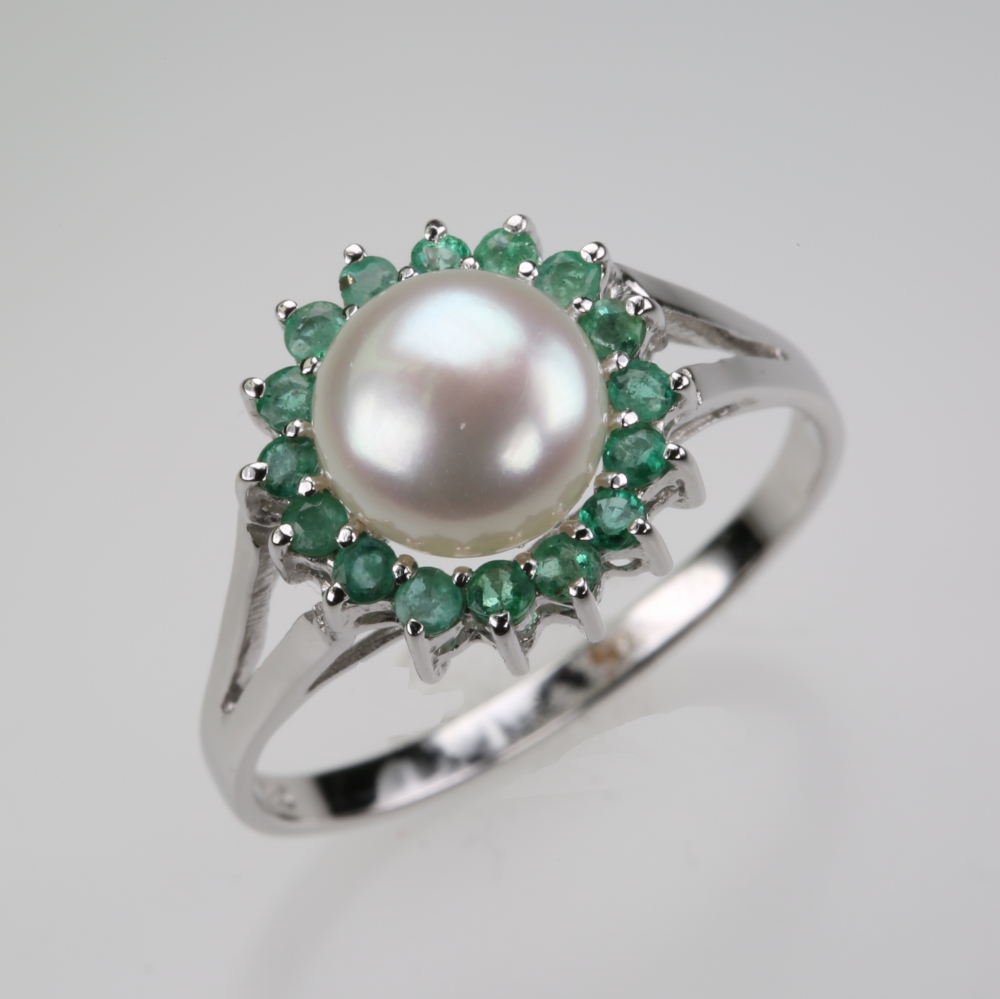 Solid 14K Gold Cultured Pearl Ring