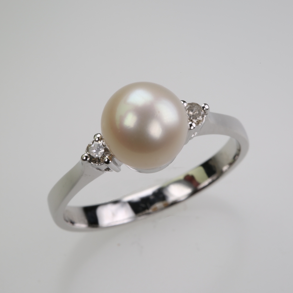 Solid 14K Gold Cultured Pearl Ring