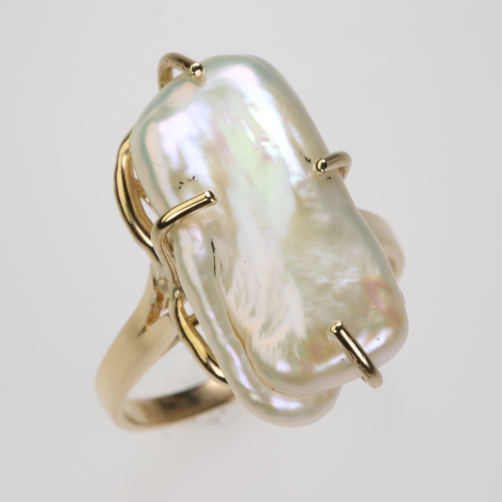Solid 14K Gold Biwa Pearl Ring