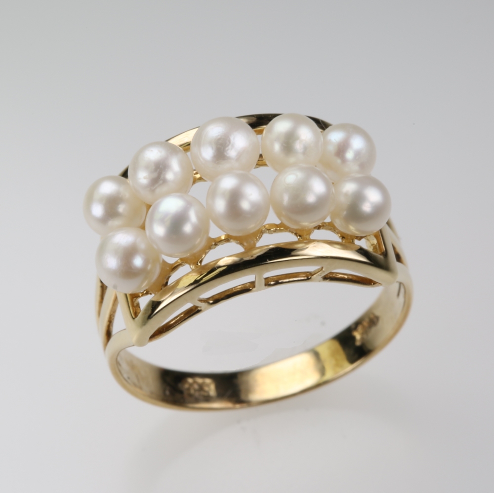 Solid 14K Gold Cultured Pearl Ring