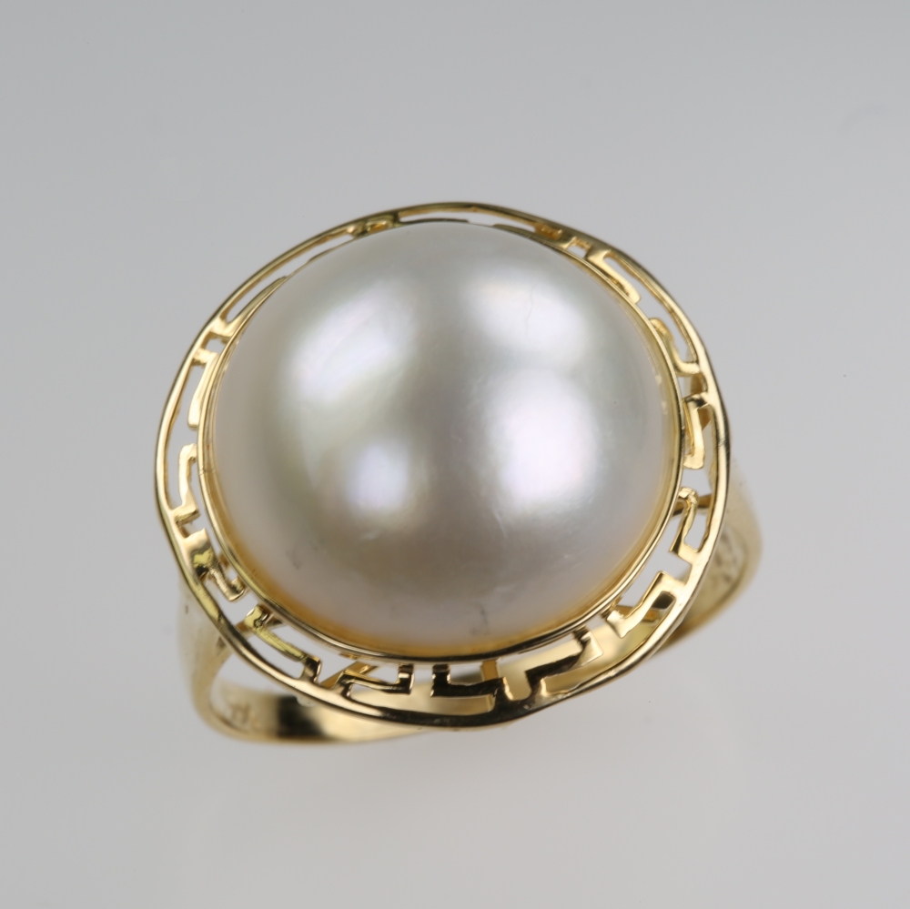 Solid 14K Gold Mabe Pearl Ring