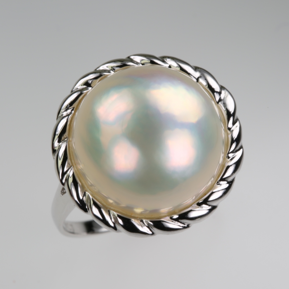 Solid 14K Gold Mabe Pearl Ring