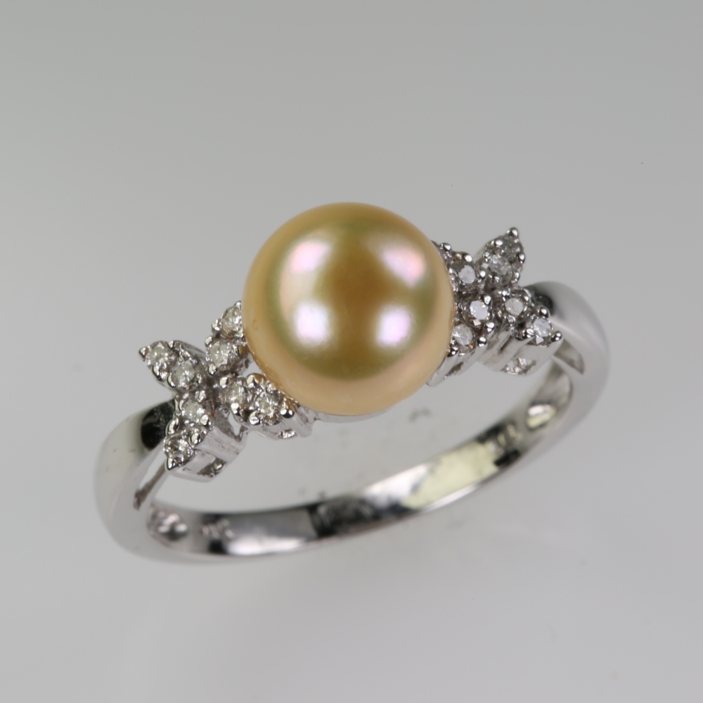 Solid 14K Gold South Sea Pearl Ring