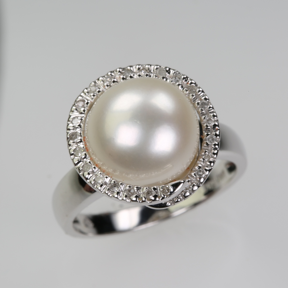 Solid 14K Gold South Sea Pearl Ring