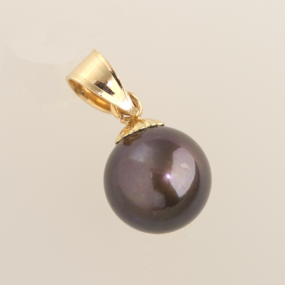 Solid 14K Gold Black Tahitian Pearl Pendant