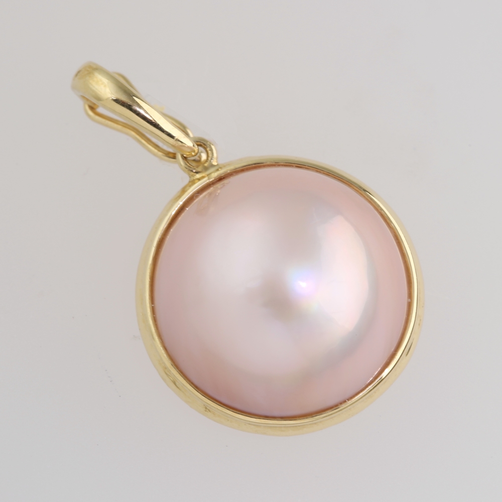 Solid 14K Gold Mabe Pearl Pendant