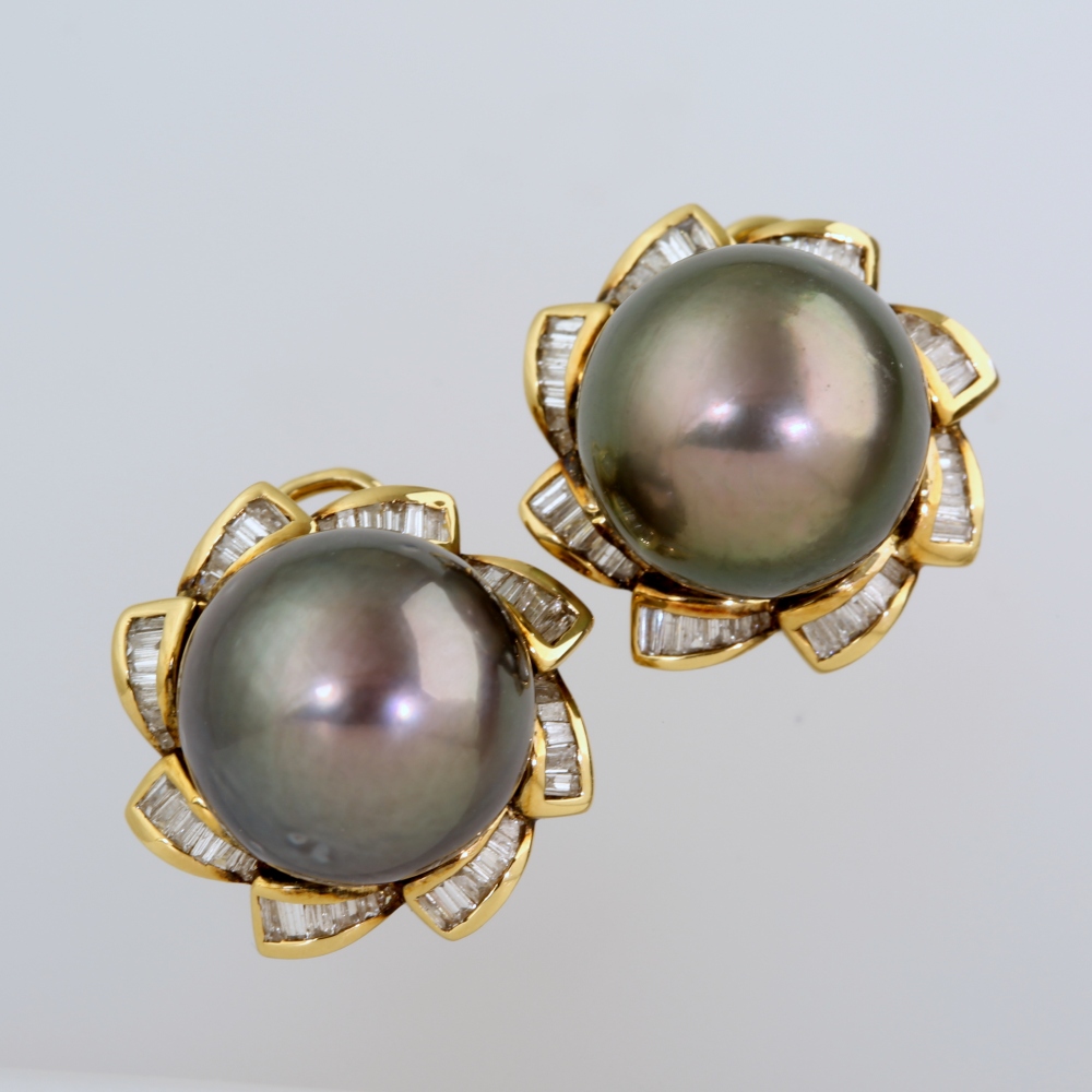 Solid 14K Gold South Sea Pearl Earrings