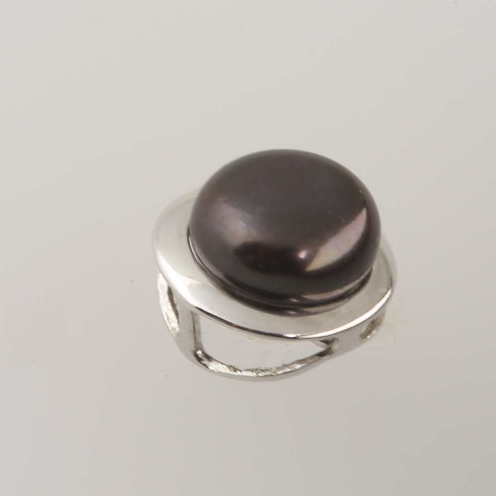 Solid 14K Gold Genuine Pearl Pendant