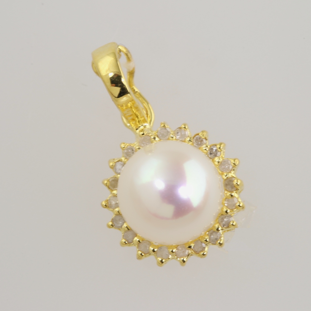 Solid 14K Gold Genuine Pearl Pendant