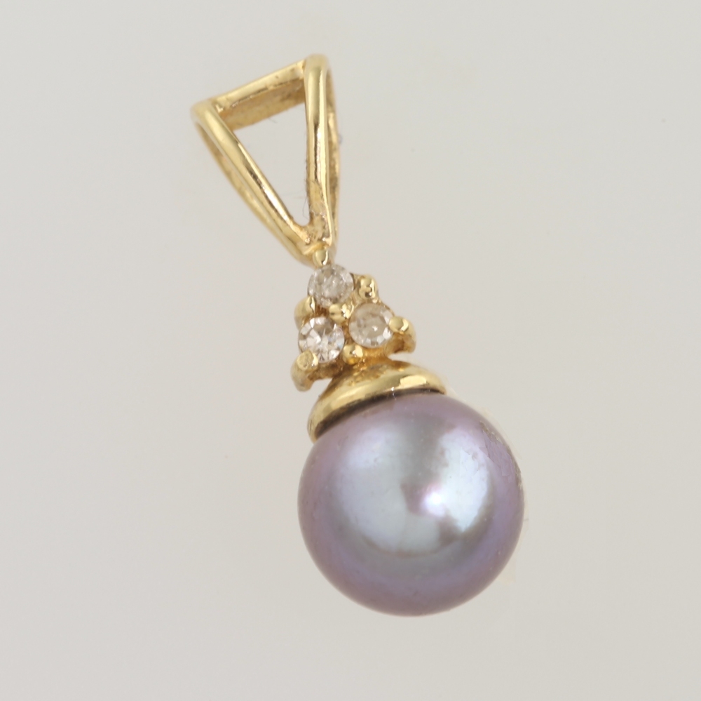 Solid 14K Gold Genuine Pearl Pendant
